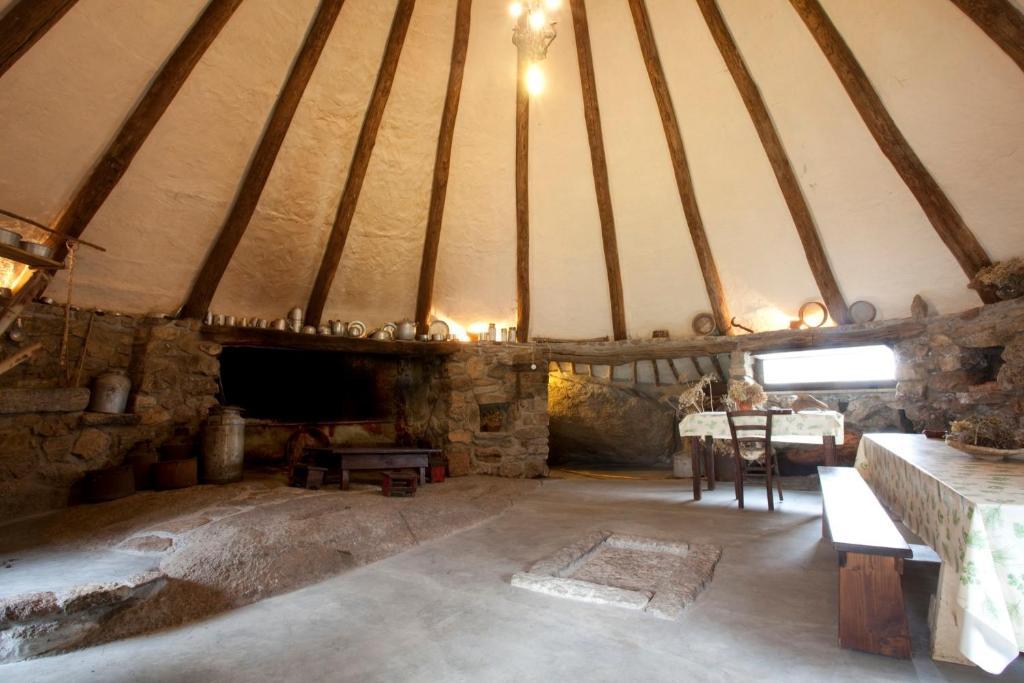 Agriturismo Testone Benetutti Екстериор снимка